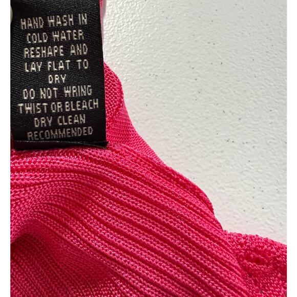 BCBGMAXAZRIA NWT Silk Blend Peplum Sweater Top Pink Long Sleeve Women’s XL $160 - Picture 12 of 13